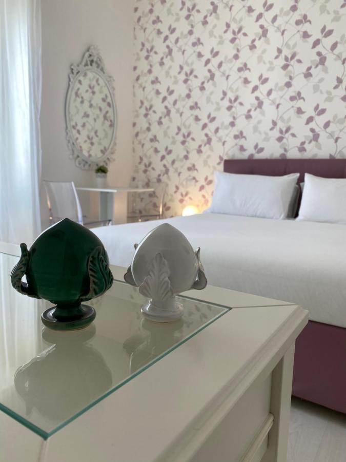Tre Santi Bed & Breakfast Lecce Exterior photo