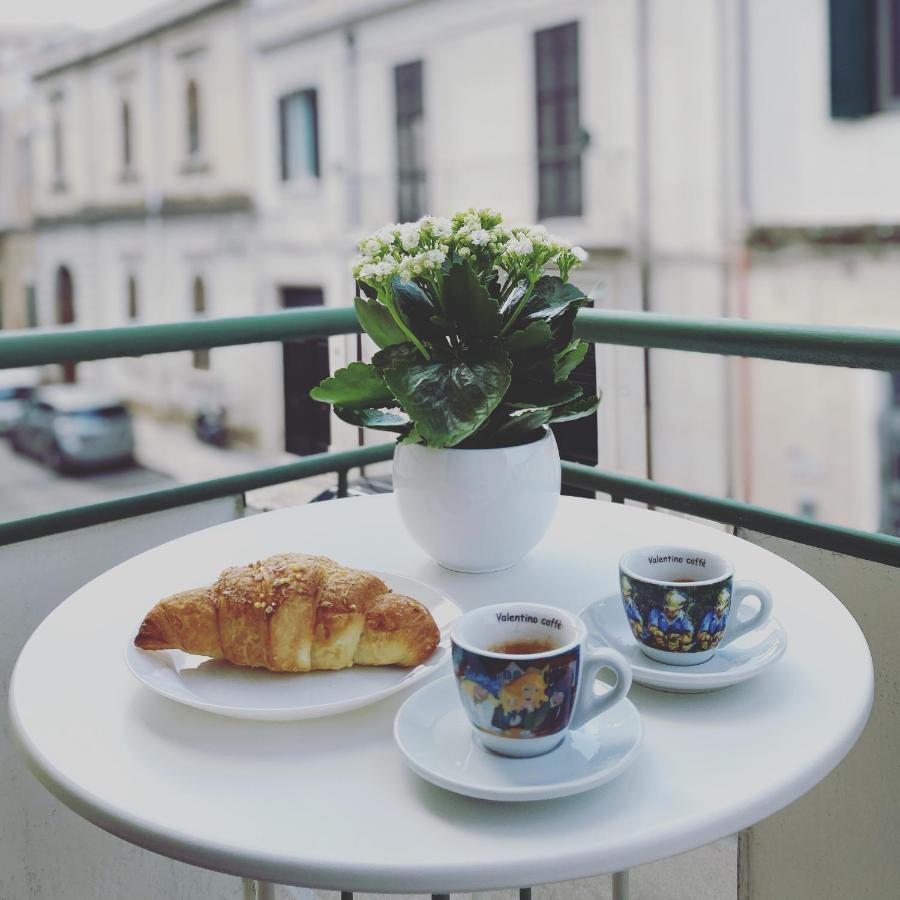 Tre Santi Bed & Breakfast Lecce Exterior photo