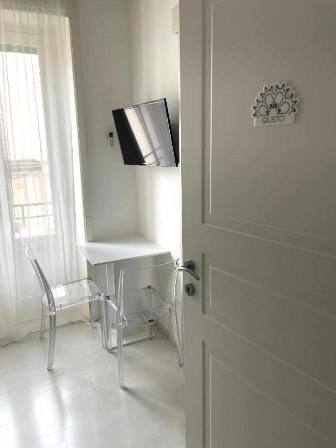 Tre Santi Bed & Breakfast Lecce Exterior photo